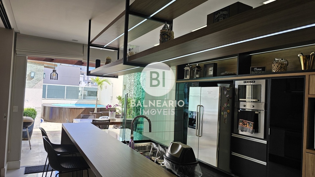 residential-/-apartment-3-quartos-centro-balneario-camboriu-sc