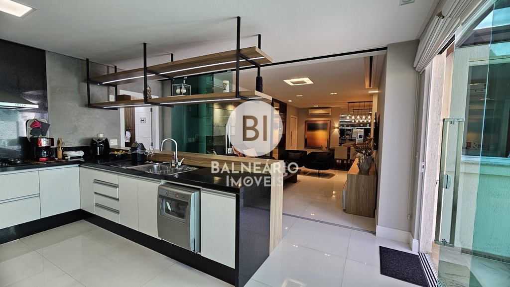 residential-/-apartment-3-quartos-centro-balneario-camboriu-sc