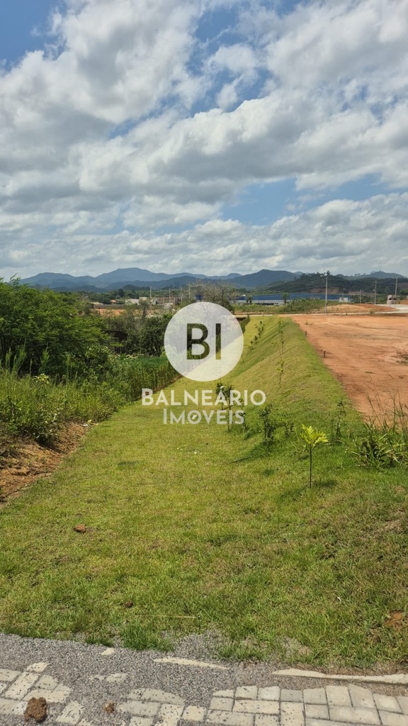 residential-/-land-lot-areao-canelinha-sc