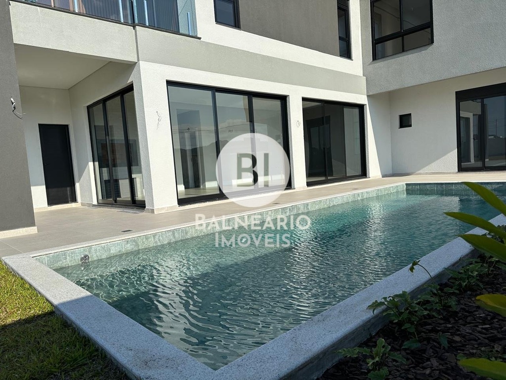 residential-/-home-4-quartos-santa-regina-camboriu-sc