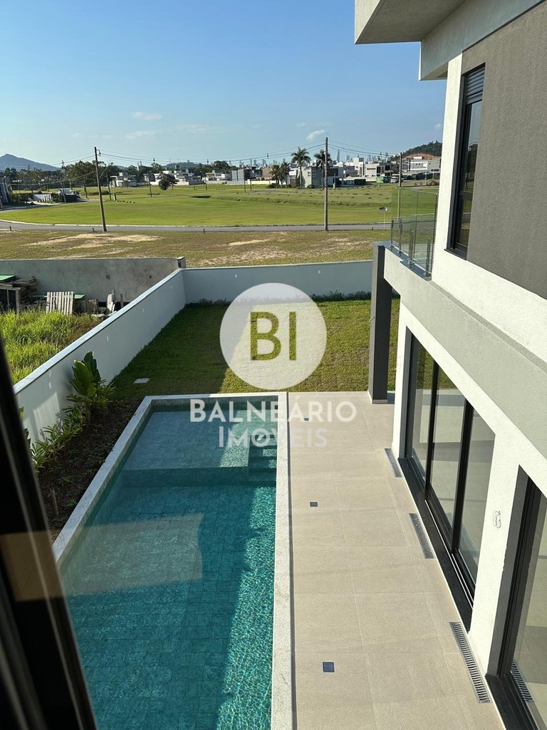 residential-/-home-4-quartos-santa-regina-camboriu-sc