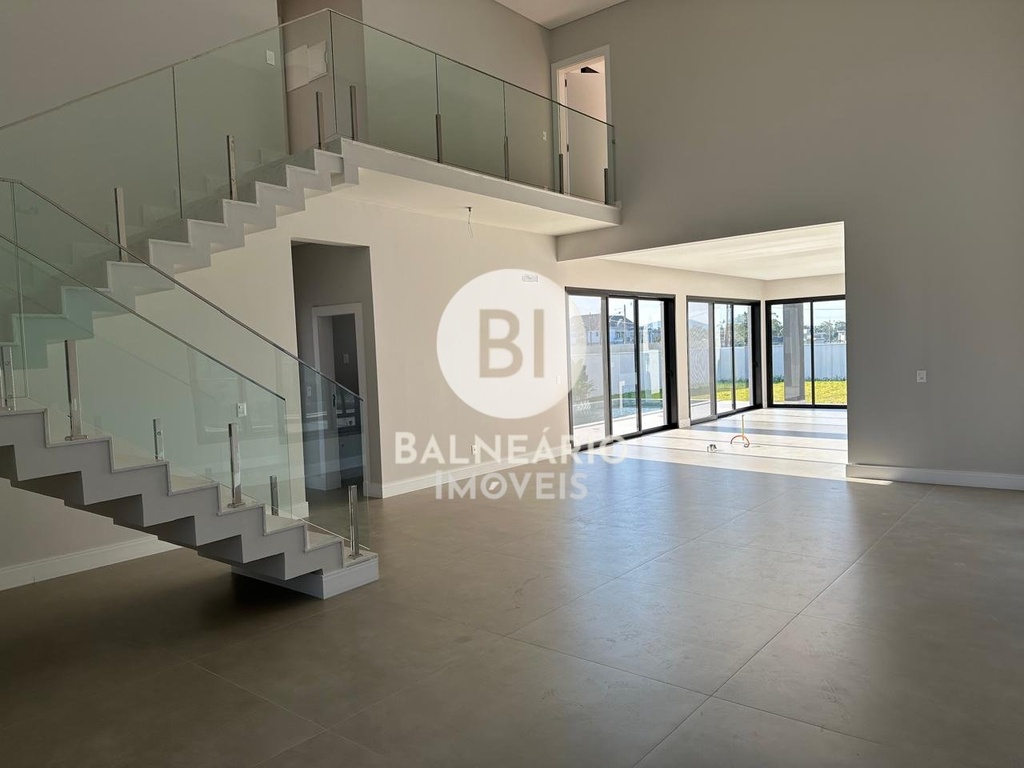residential-/-home-4-quartos-santa-regina-camboriu-sc