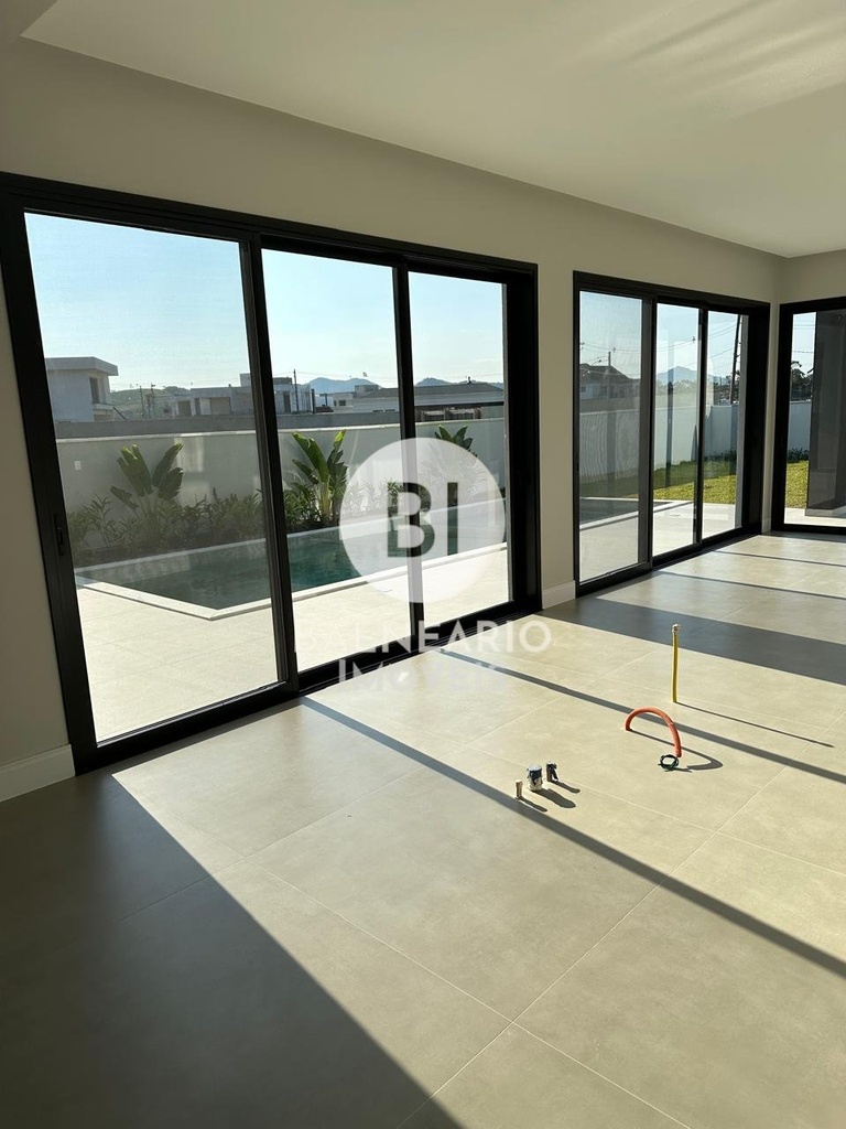 residential-/-home-4-quartos-santa-regina-camboriu-sc
