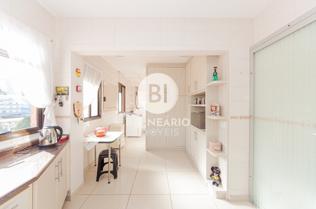 residential-/-apartment-2-quartos-agua-verde-curitiba-pr