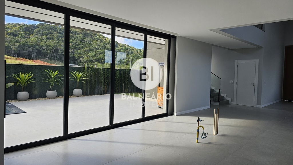 residential-/-home-4-quartos-distrito-rio-do-meio-balneario-camboriu-sc