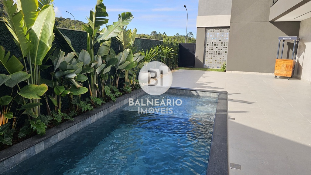 residential-/-home-4-quartos-distrito-rio-do-meio-balneario-camboriu-sc