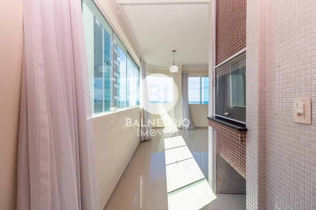 Apartamento Meia Praia, Itapema - SC