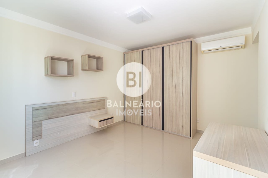 residential-/-apartment-4-quartos-meia-praia-itapema-sc