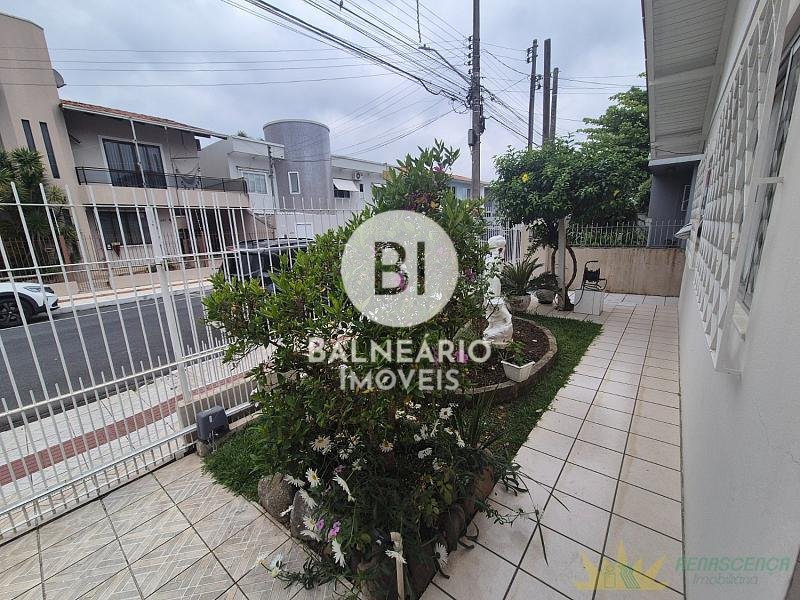 residential-/-home-3-quartos-centro-balneario-camboriu-sc