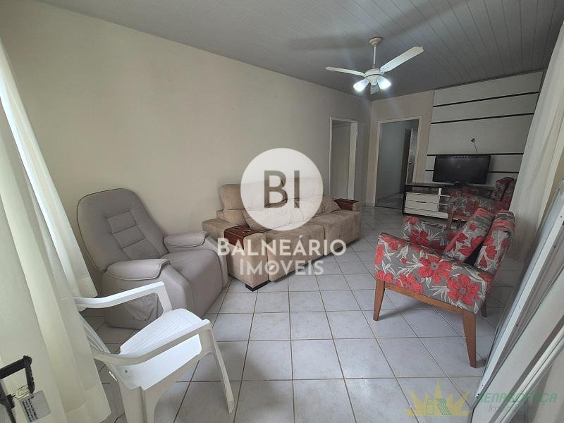 residential-/-home-3-quartos-centro-balneario-camboriu-sc