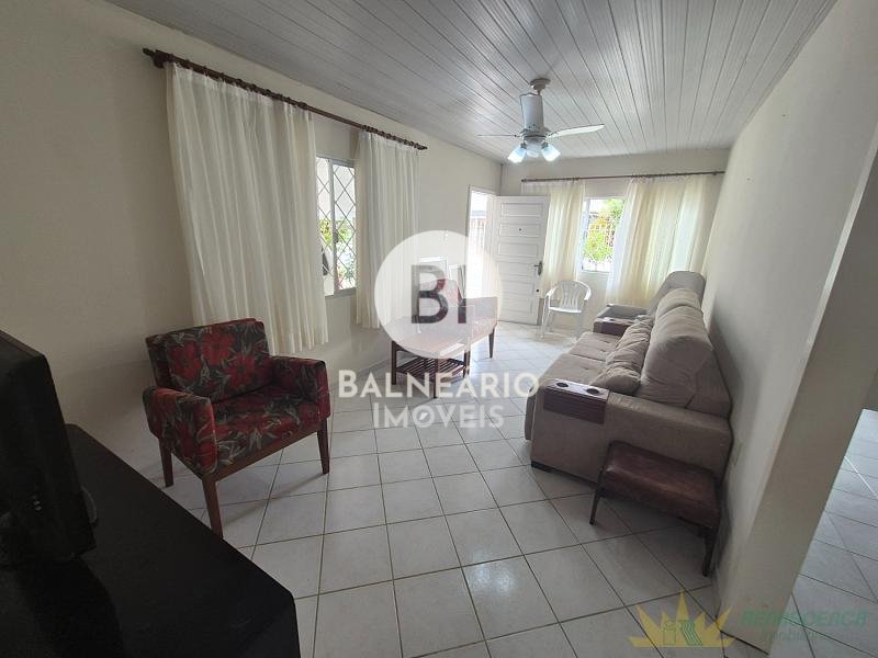 residential-/-home-3-quartos-centro-balneario-camboriu-sc