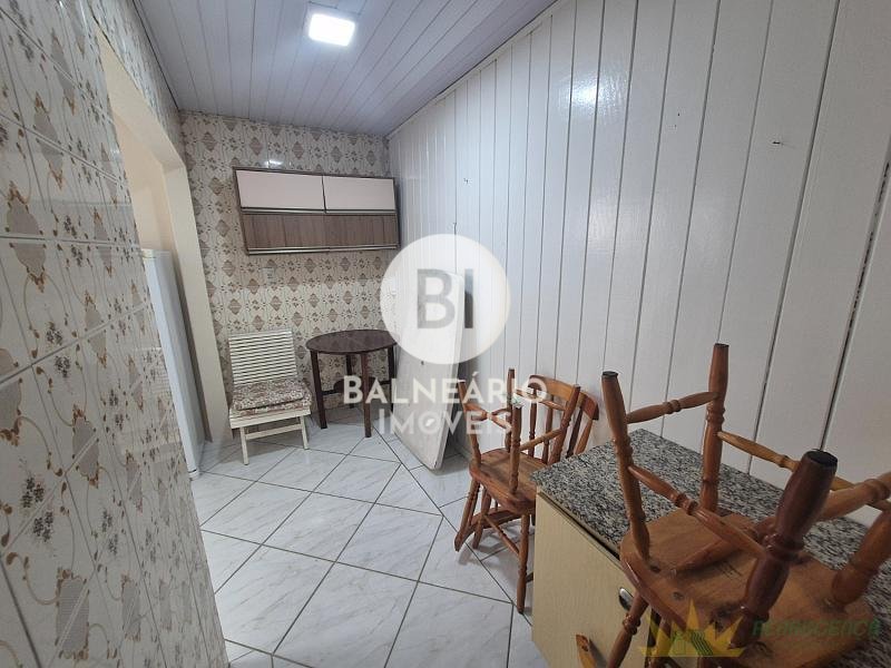 residential-/-home-3-quartos-centro-balneario-camboriu-sc