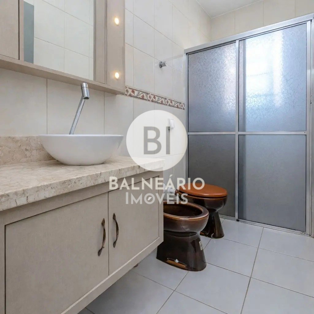residential-/-sobrado-4-quartos-383m2-nacoes-balneario-camboriu-sc