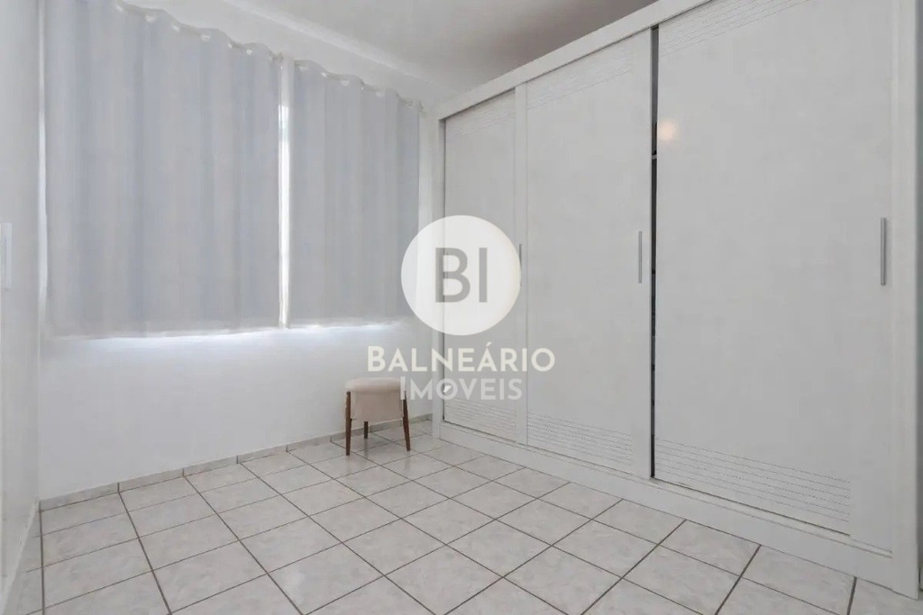 residential-/-sobrado-4-quartos-383m2-nacoes-balneario-camboriu-sc
