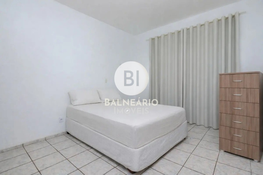 residential-/-sobrado-4-quartos-383m2-nacoes-balneario-camboriu-sc