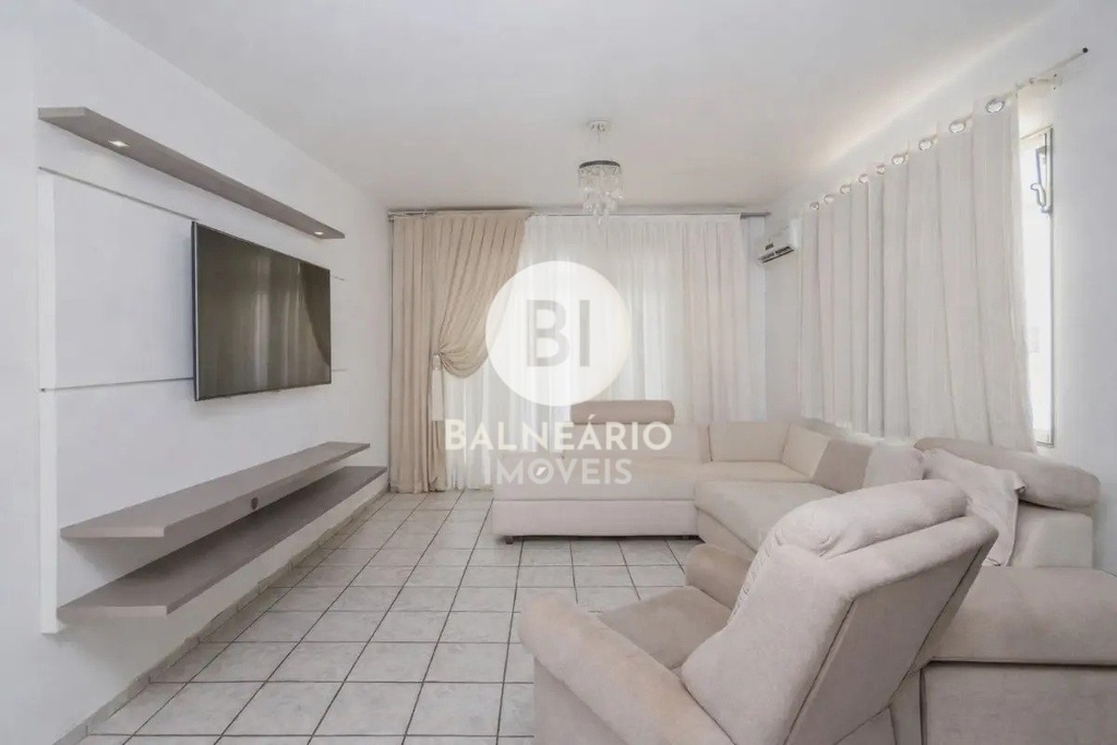 residential-/-sobrado-4-quartos-383m2-nacoes-balneario-camboriu-sc