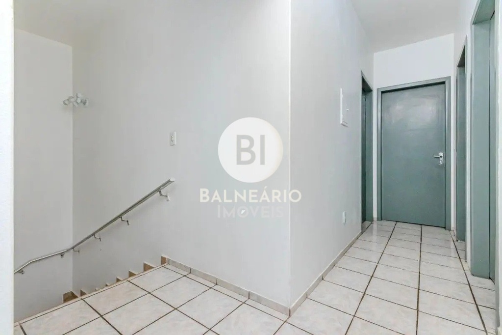 residential-/-sobrado-4-quartos-383m2-nacoes-balneario-camboriu-sc