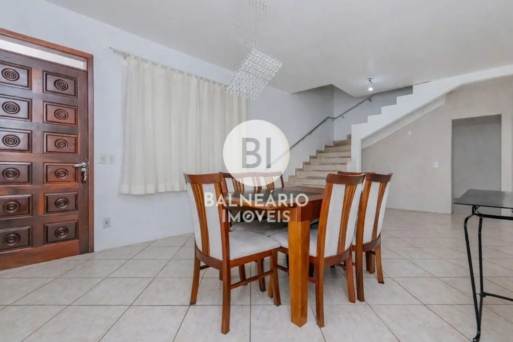 residential-/-sobrado-4-quartos-383m2-nacoes-balneario-camboriu-sc