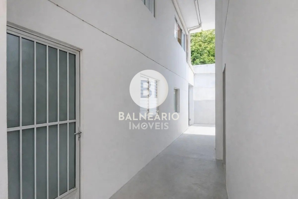residential-/-sobrado-4-quartos-383m2-nacoes-balneario-camboriu-sc