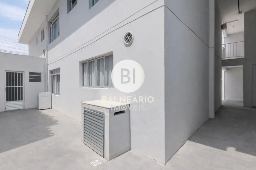 residential-/-sobrado-4-quartos-383m2-nacoes-balneario-camboriu-sc