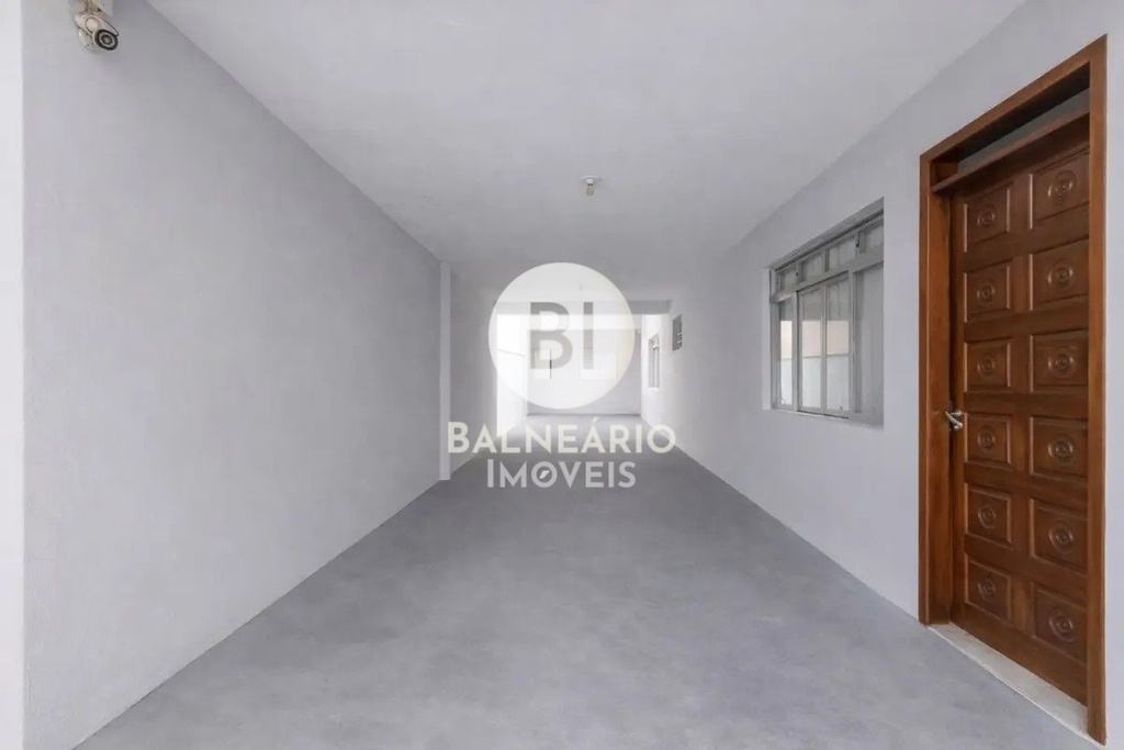 residential-/-sobrado-4-quartos-383m2-nacoes-balneario-camboriu-sc
