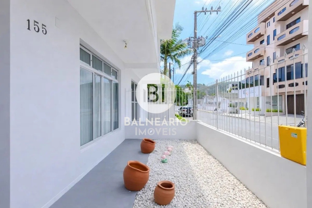residential-/-sobrado-4-quartos-383m2-nacoes-balneario-camboriu-sc