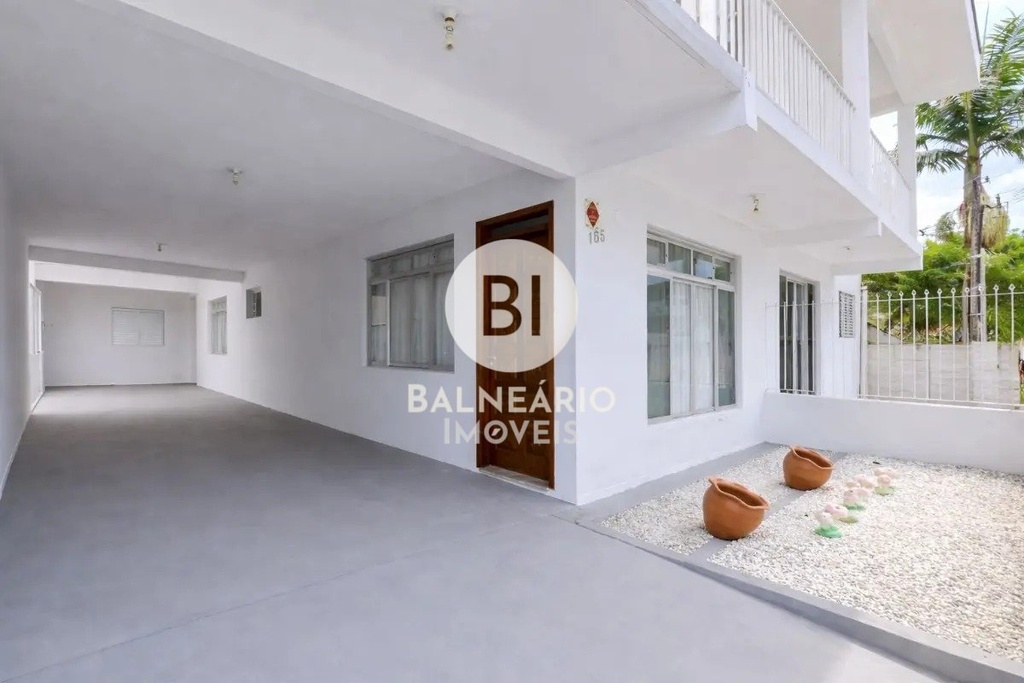 residential-/-sobrado-4-quartos-383m2-nacoes-balneario-camboriu-sc
