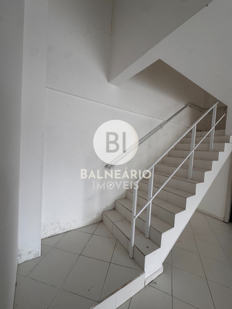 commercial-/-office-monte-alegre-camboriu-sc
