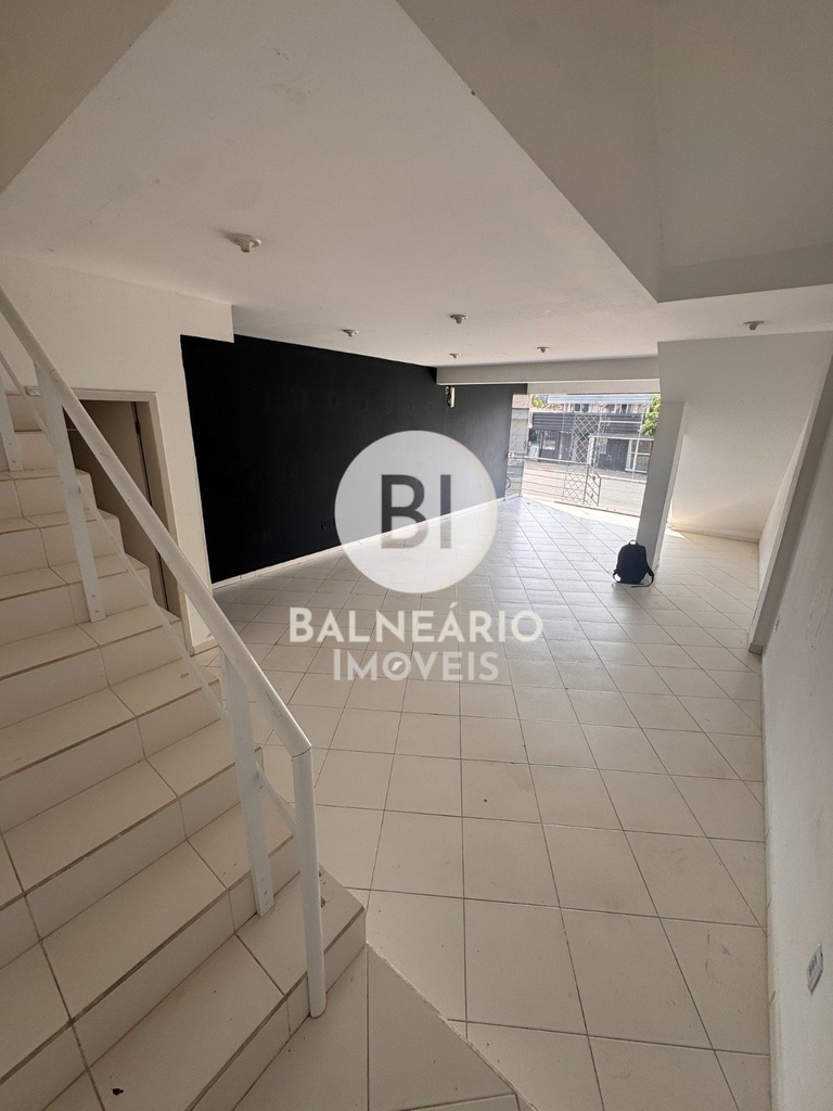 commercial-/-office-monte-alegre-camboriu-sc
