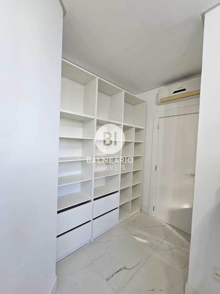 residential-/-apartment-3-quartos-meia-praia-itapema-sc