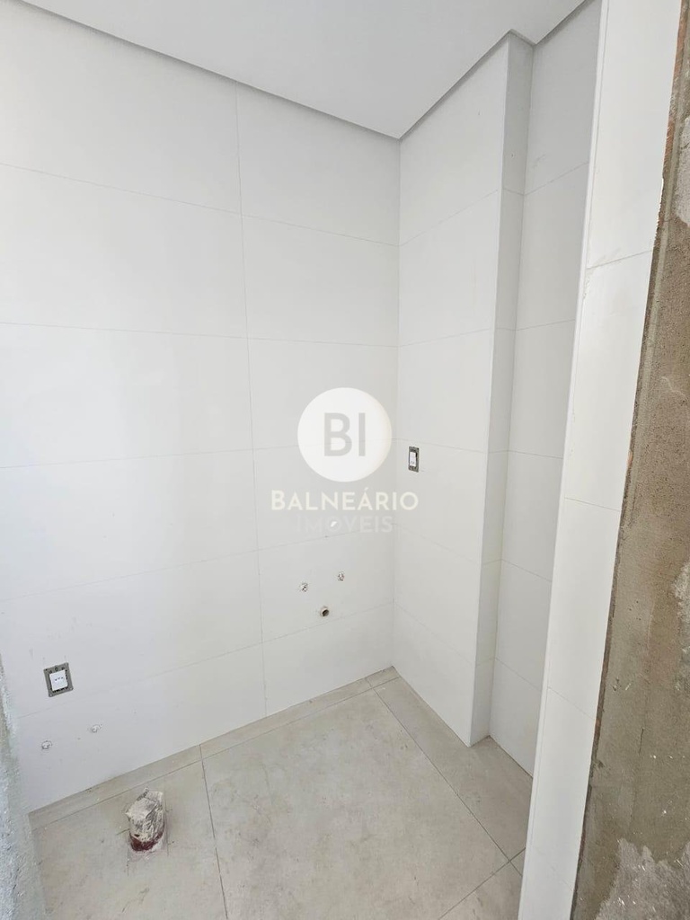 residential-/-apartment-3-quartos-meia-praia-itapema-sc