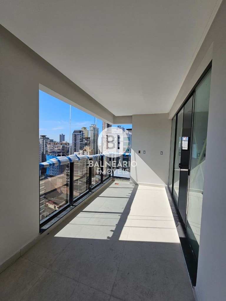 Apartamento Meia Praia, Itapema - SC