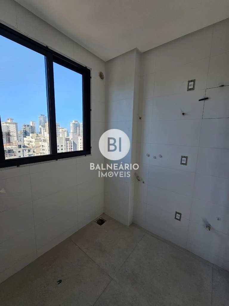residential-/-apartment-3-quartos-meia-praia-itapema-sc