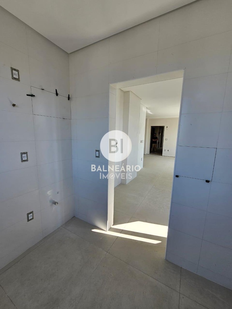 residential-/-apartment-3-quartos-meia-praia-itapema-sc