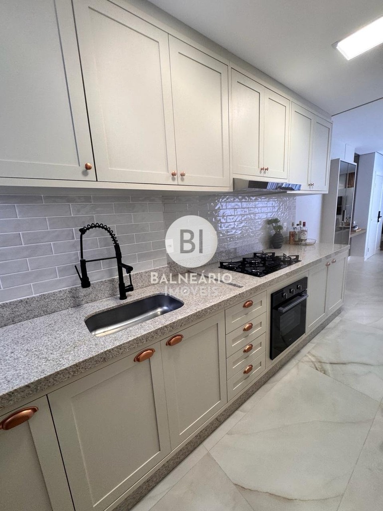 residential-/-apartment-3-quartos-centro-balneario-camboriu-sc