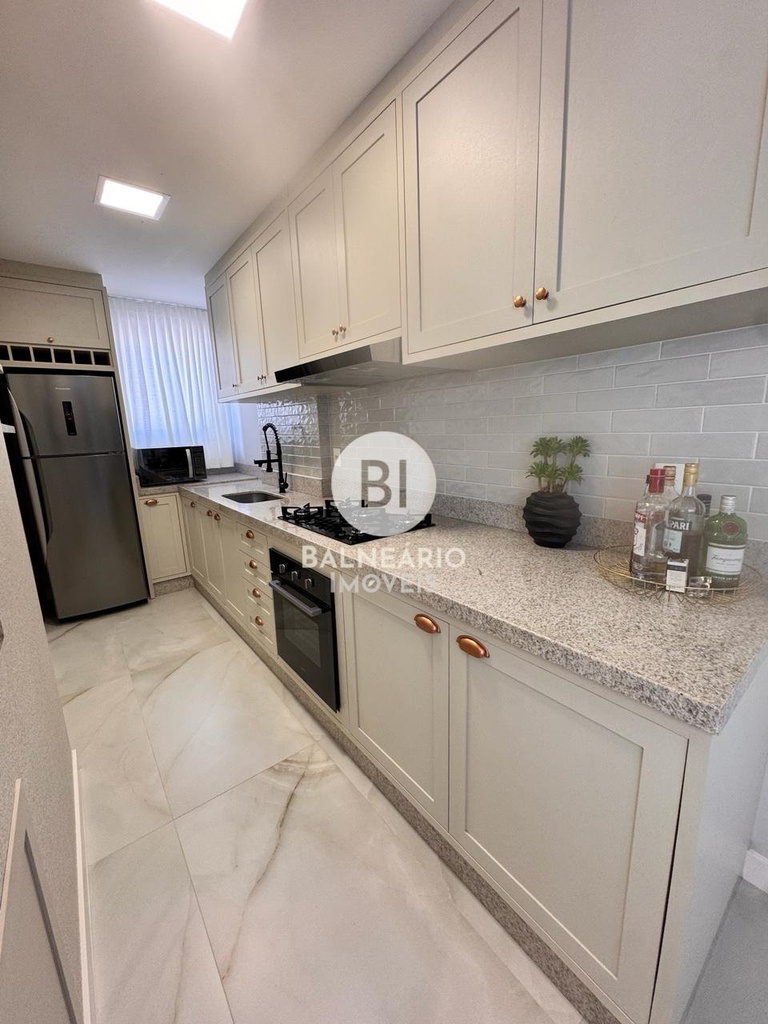residential-/-apartment-3-quartos-centro-balneario-camboriu-sc