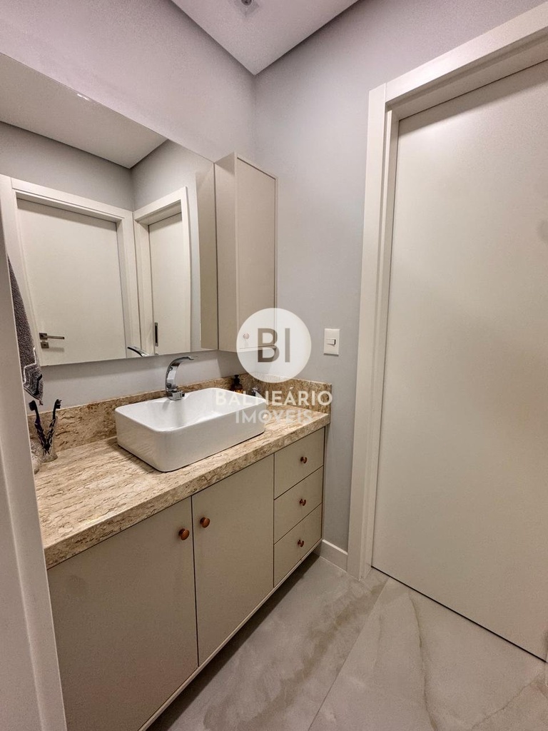 residential-/-apartment-3-quartos-centro-balneario-camboriu-sc