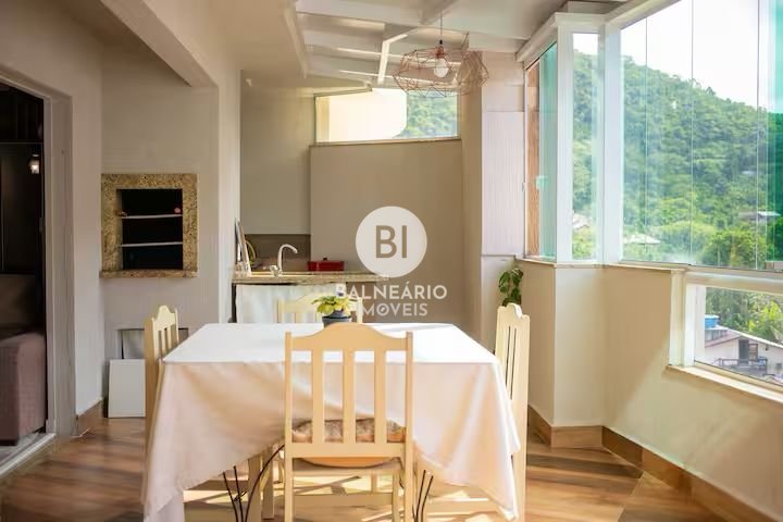 residential-/-penthouse-2-quartos-122m2-bombas-bombinhas-sc