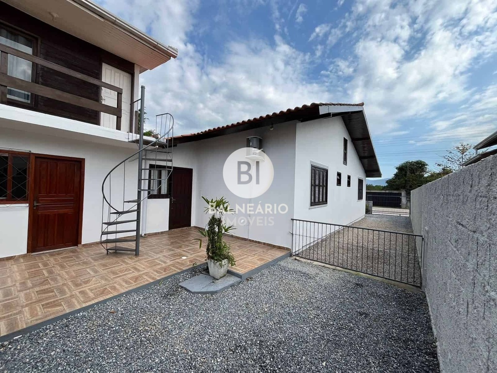 residential-/-home-4-quartos-210m2-jardim-dourado-porto-belo-sc