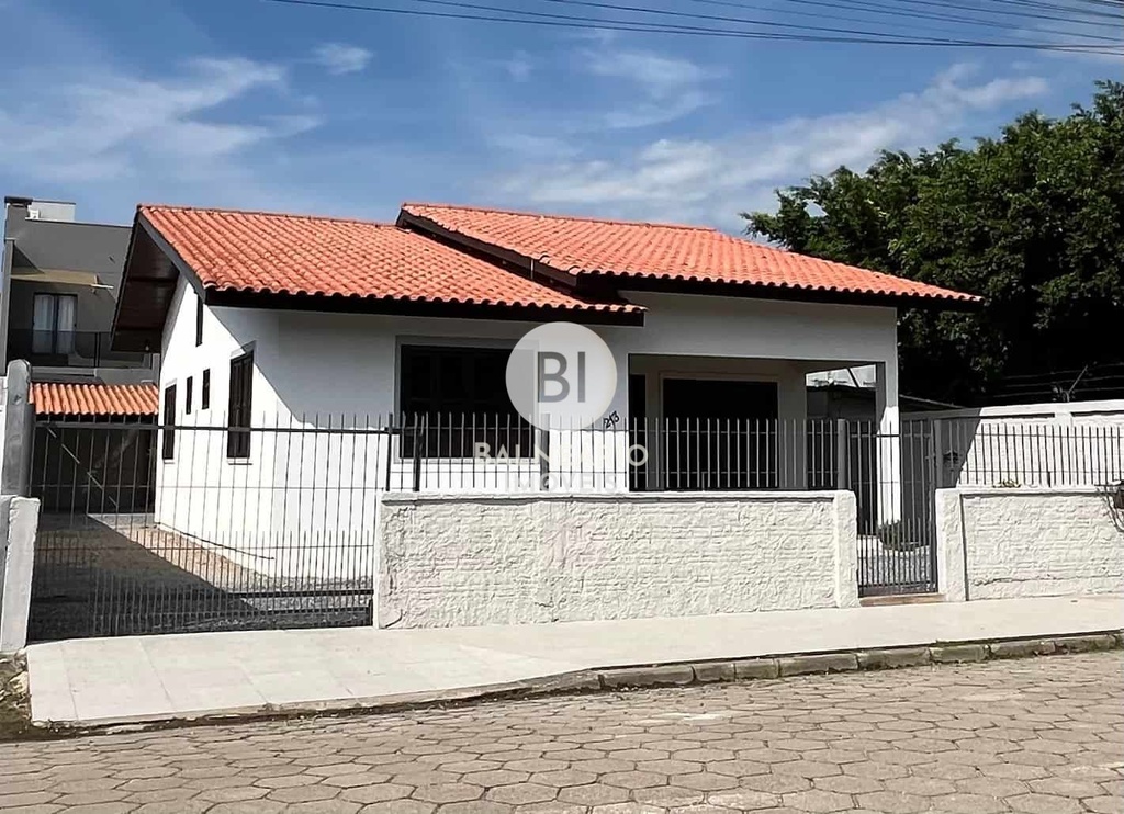 residential-/-home-4-quartos-210m2-jardim-dourado-porto-belo-sc