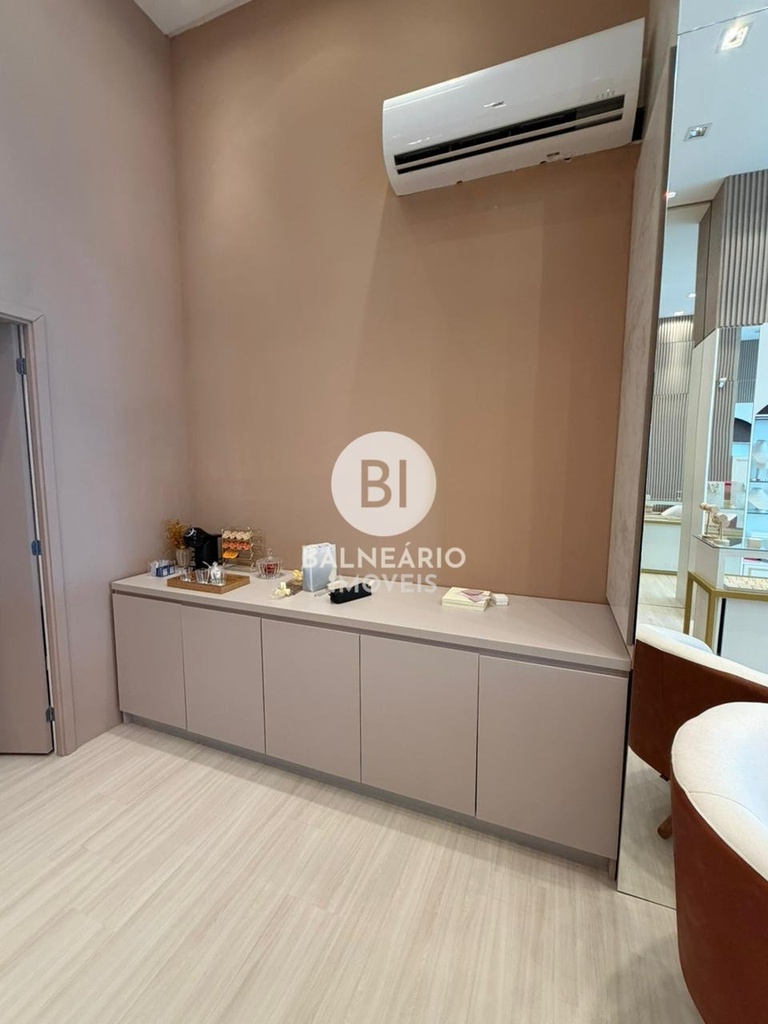 commercial-/-business-40m2-centro-balneario-camboriu-sc
